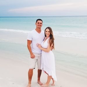 Meet your Posher, Adrienne